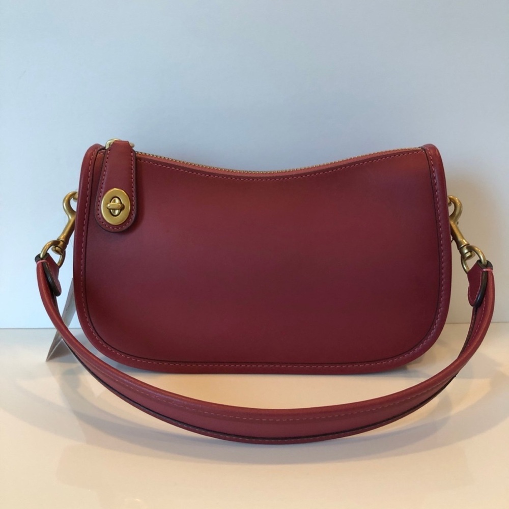 NWT Coach C0638 Glovetanned Leather Swinger Bag with 2 Straps - Rouge, Authentic - Picture 5 of 8